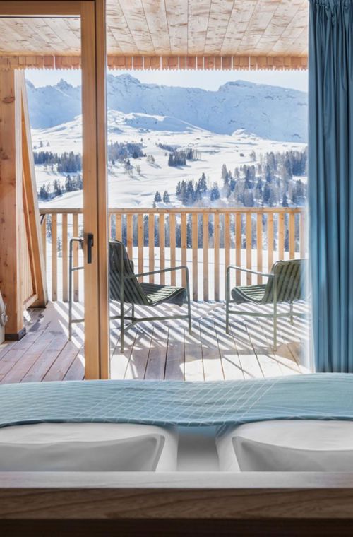 Zimmer Lux mit Balkon im Winter